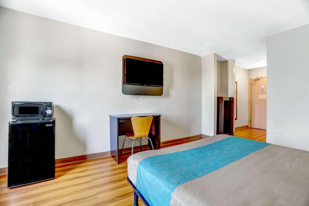 Motel 6-Raleigh, Nc - North Esterno foto